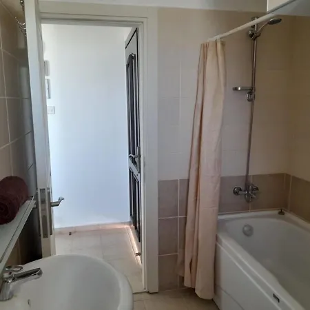 Crystal Bay Marina B3-5 Apartament